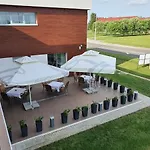 Outlet Hotel Polgár