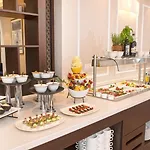 Hotel Outlet 4*