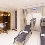 Outlet Hotel 4*