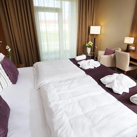 Outlet Ξενοδοχείο Polgár