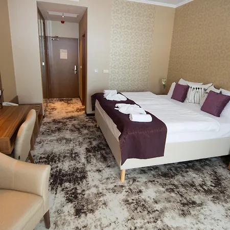 Outlet Ξενοδοχείο 4*