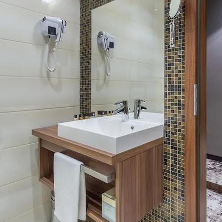 Hotel Outlet Polgár