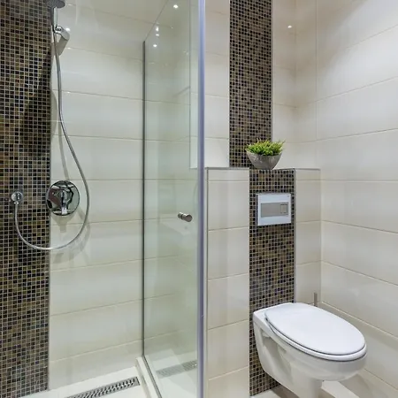 Hotel Outlet 4*