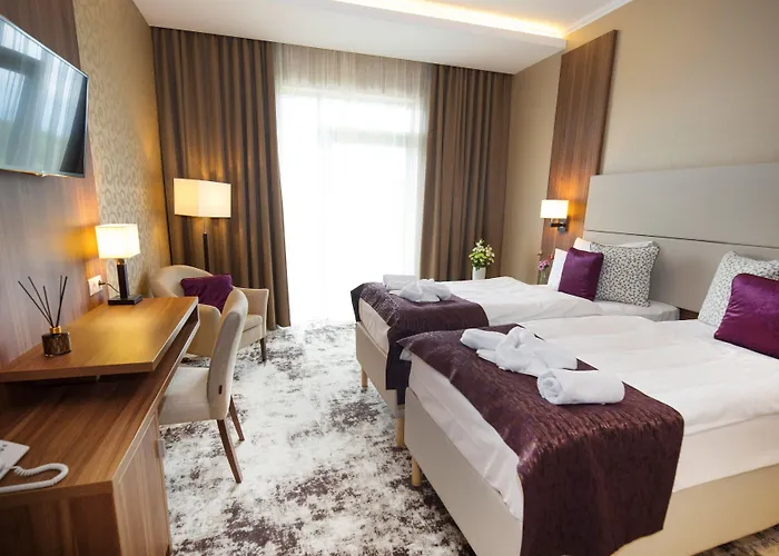 Hotel Outlet Polgár